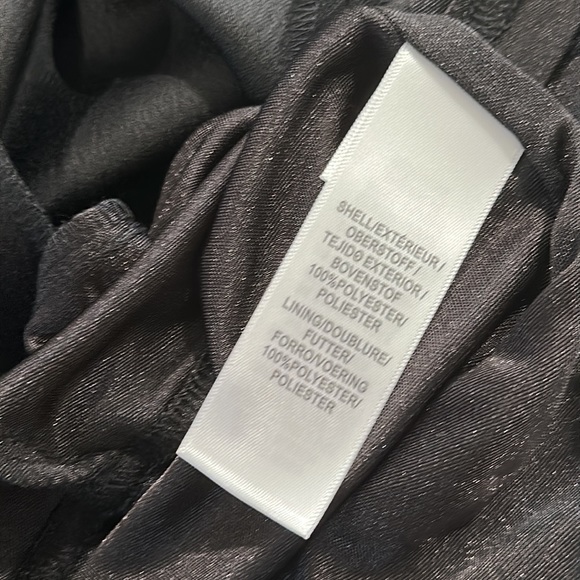 Adrianna Papell Crepe-Back Satin with Ruffle Sleeve Dress Size 8 - Picture 14 of 16